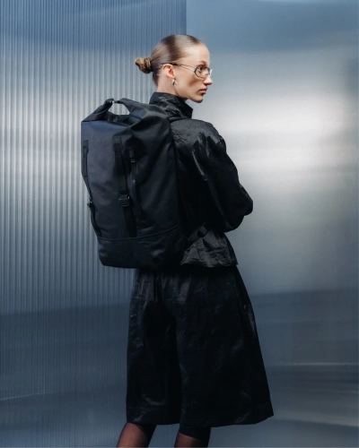 Wodoodporny plecak DB Rolltop 32L 2.png.webp
