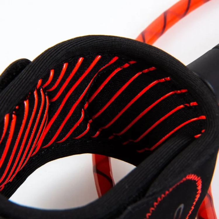HELIX_RED_GRIP.webp
