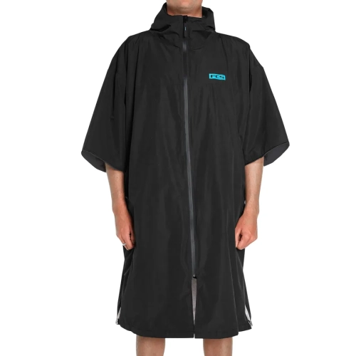 Poncho-zimowe-FCS.webp